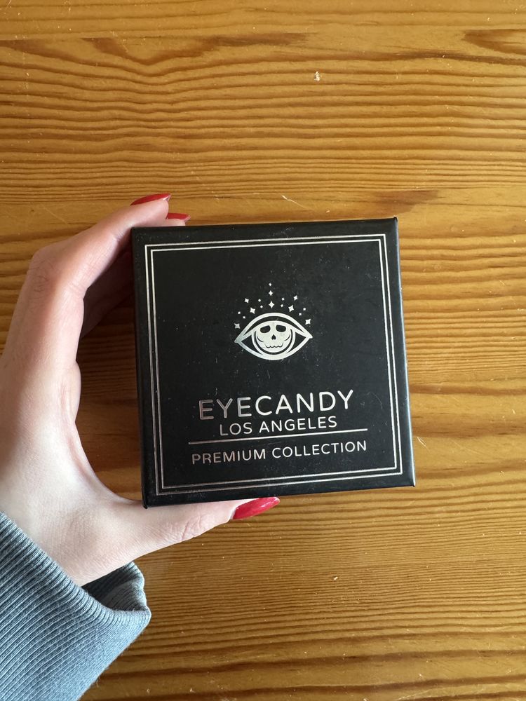 Нежни гривни Eye Candy LA