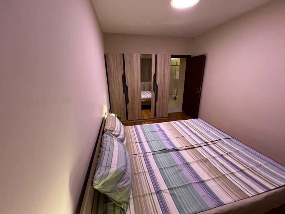 Тристаен апартамент под наем в ж.к. Лозенец, 2213801