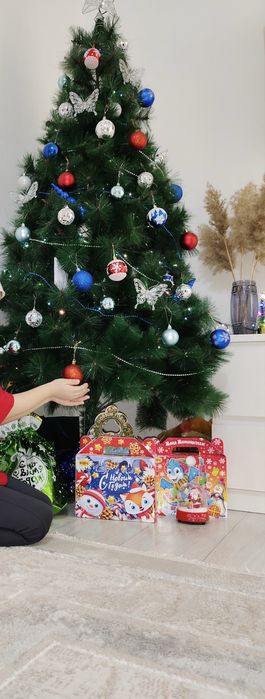 Елка искусственная