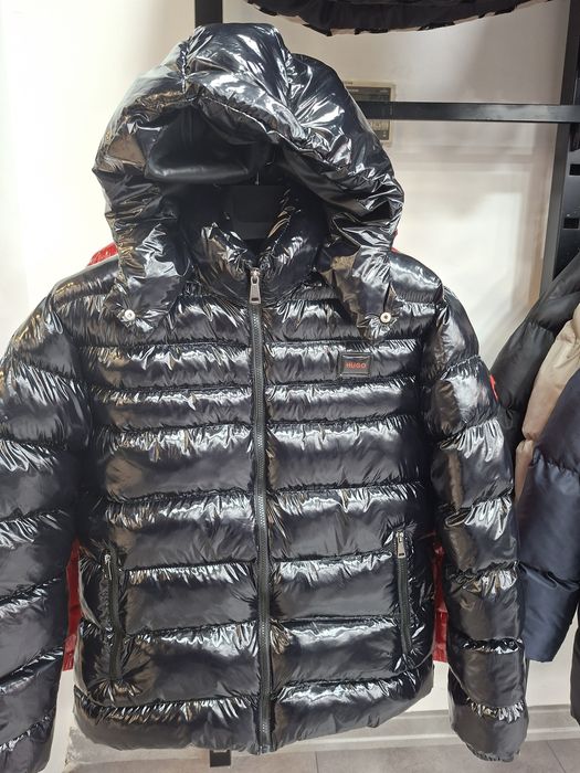 Geacă stil modern, calitate premium,preț super!