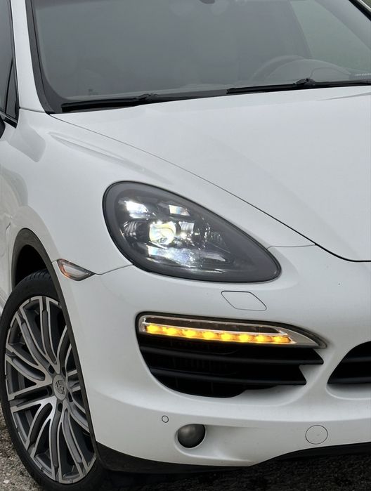 Porsche Cayenne GTS Panoramic
