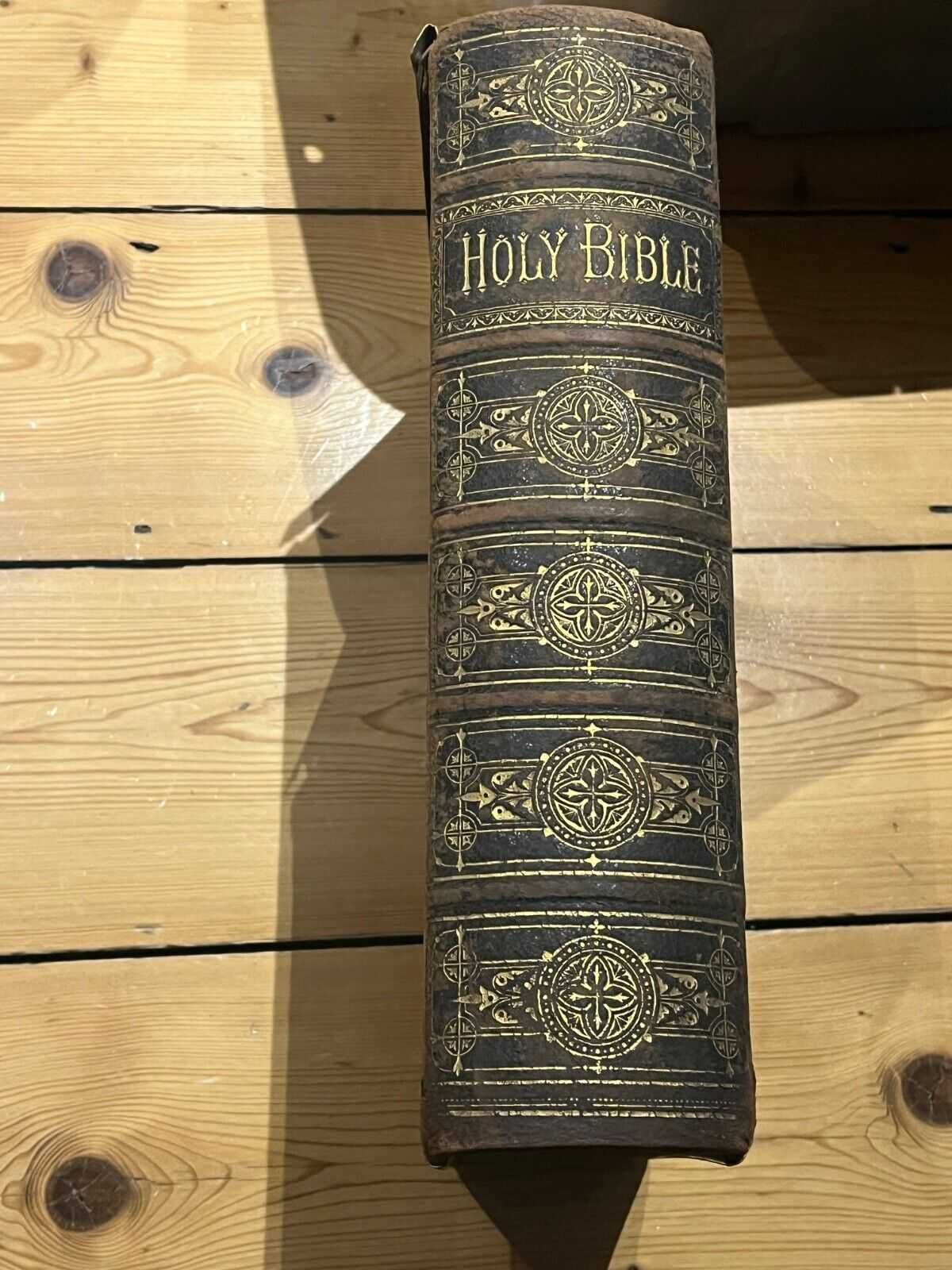 Biblia / Biblie veche , 1877, engleza , 6 kg, coperta piele