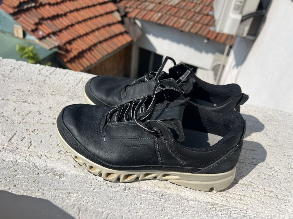Ecco Gore-Tex 42