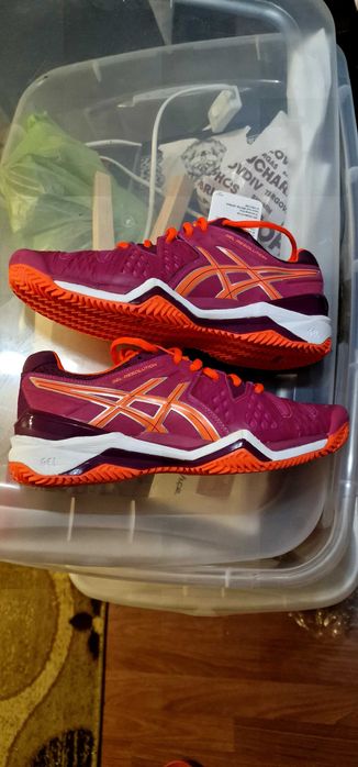 Дамски маратонки за тенис Асикс 38 номер