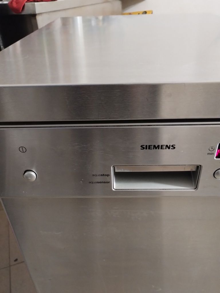 Съдомиялна Siemens Свободностояща инокс 45см.