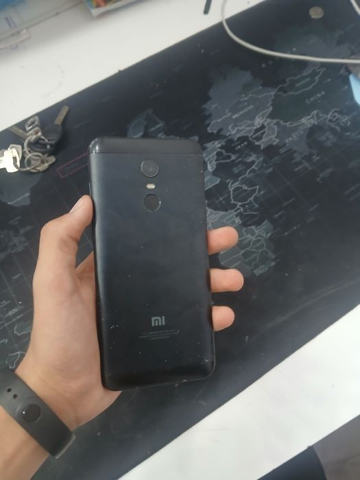 Redmi 5Plus 2ram 32gb