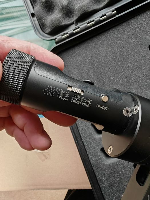 Sistem de Stabilizare ZHIYUN Crane M, cu 3 Axe de Rotatie