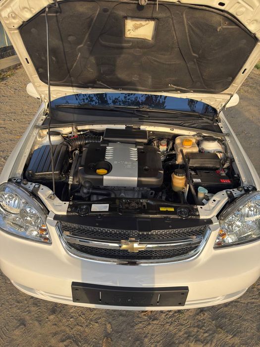 Chevrolet Lasetti 1.8 2010 Yil Sotiladi srochni!