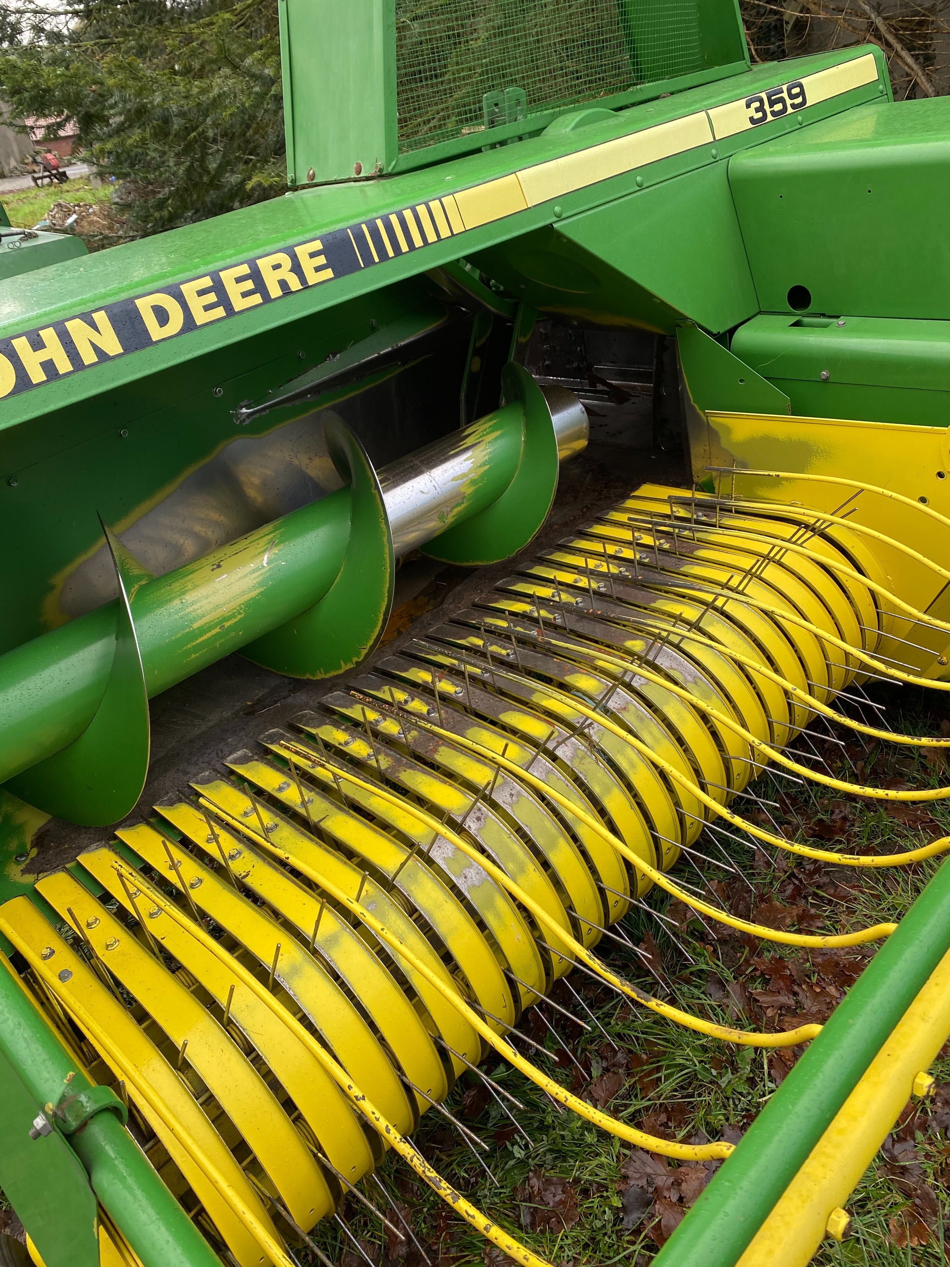 John Deere press Podborshik