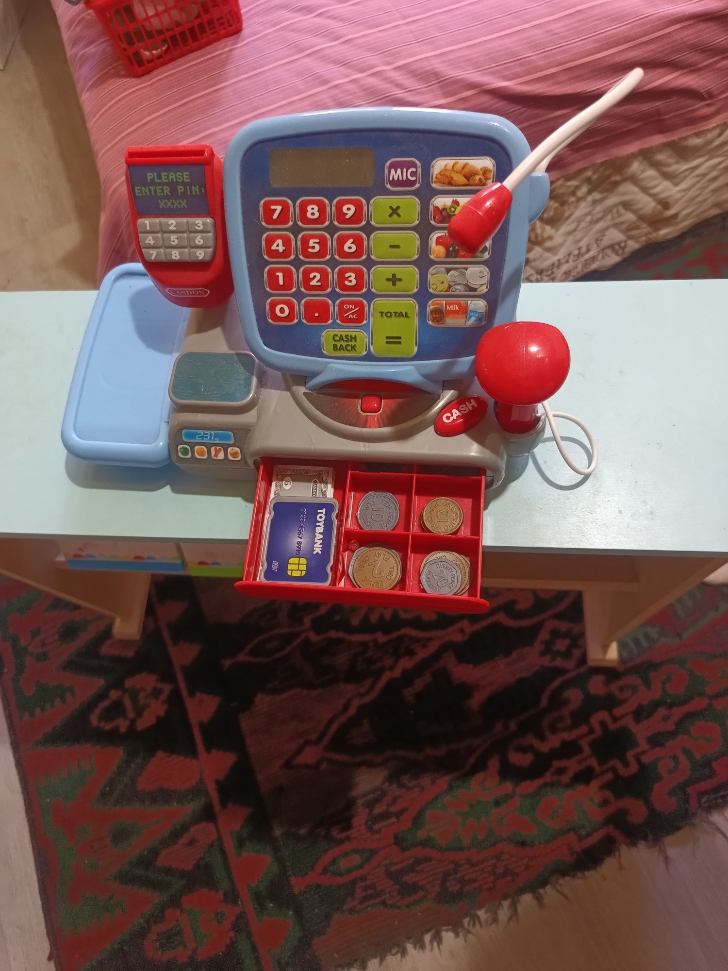 Детски дървен магазин "Playtive"