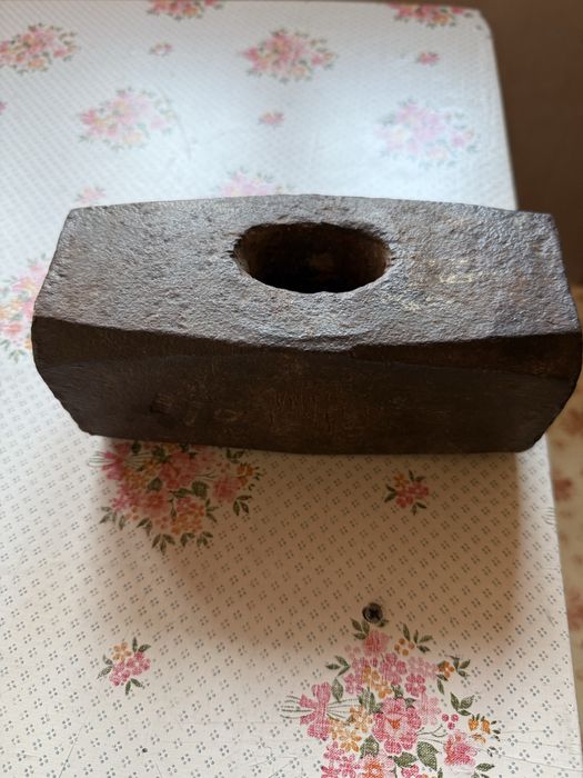 Кувалда тяжёлая  продаётся