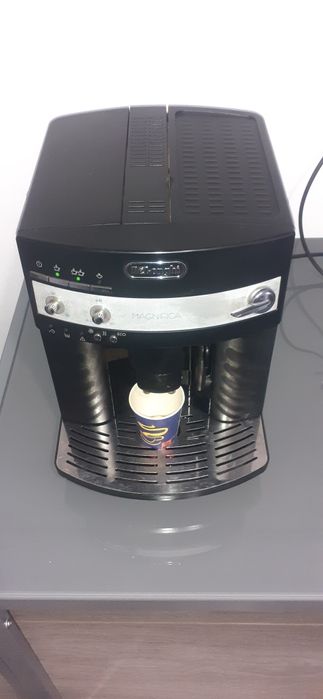 Espressor cafea DeLonghi magnifica ECO