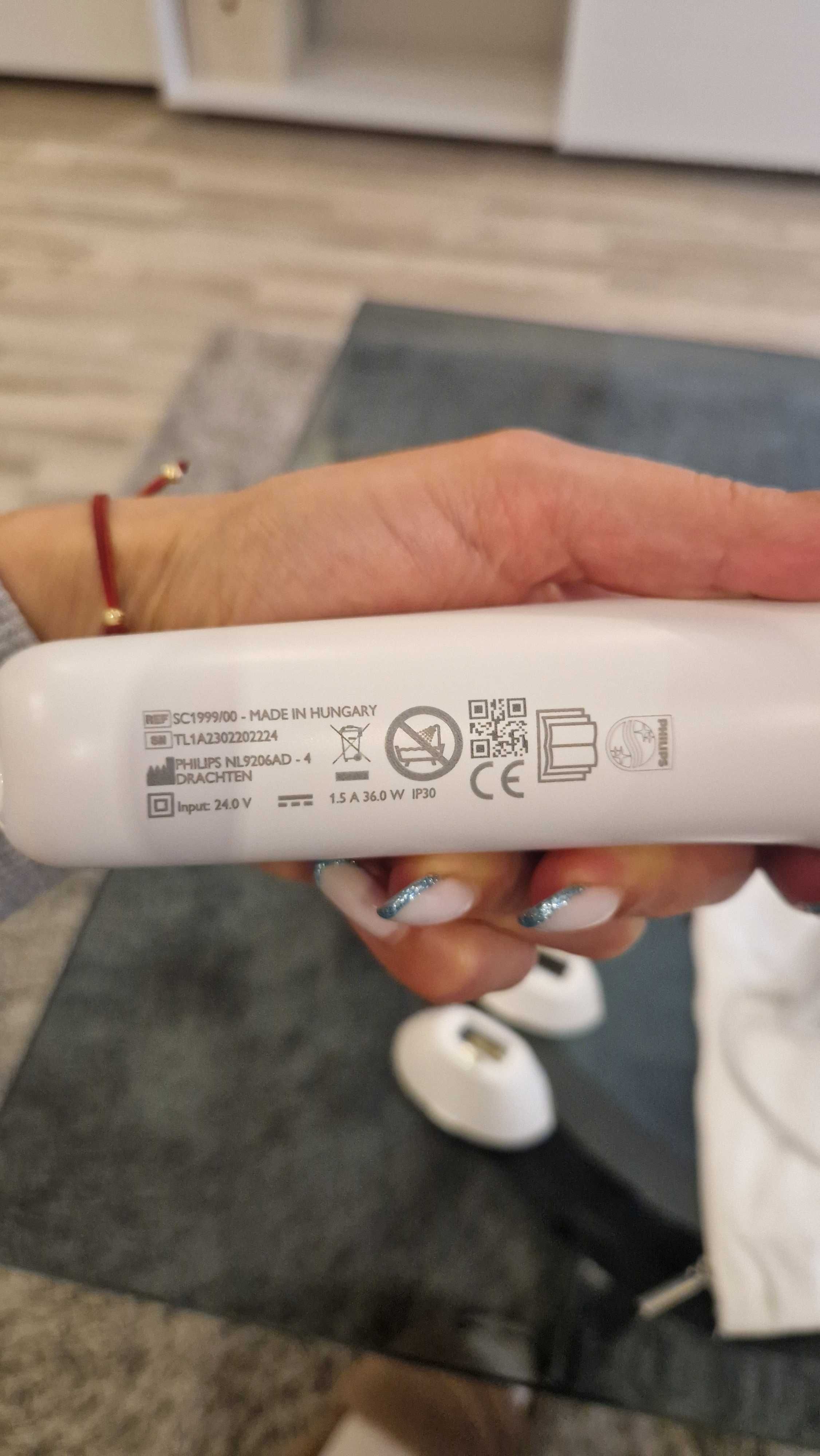 Philips Lumea IPL  7000 Series (Model BRI923/00)