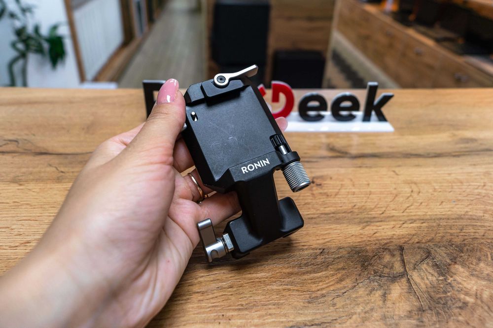 Крепление DJI R DJI R Vertical Camera Mount  для RS2/RS3|Red Geek