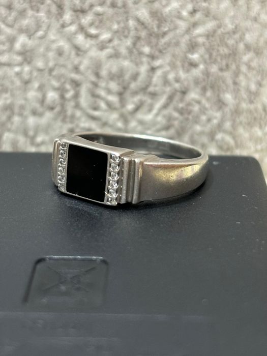 Серебряная печатка 18.5