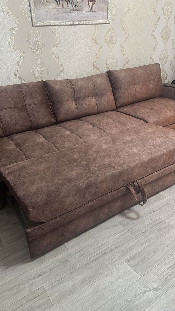 Срочно продаю новый 3хметровый диван из за переезда
