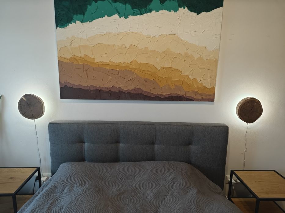 Lămpi de noptieră unice din lemn