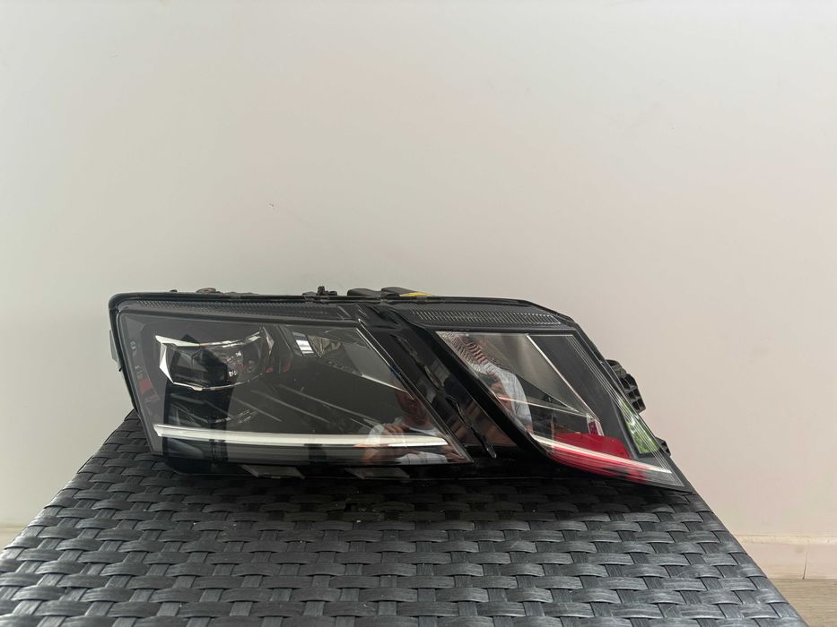 Far dreapta full led Skoda Octavia 3 facelift dupa 2017 cod 5E1941016D