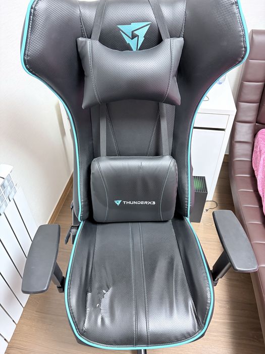 Игровое кресло Thunderx3