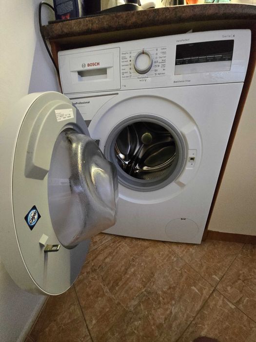 Продавам пералня Bosch, 7kg