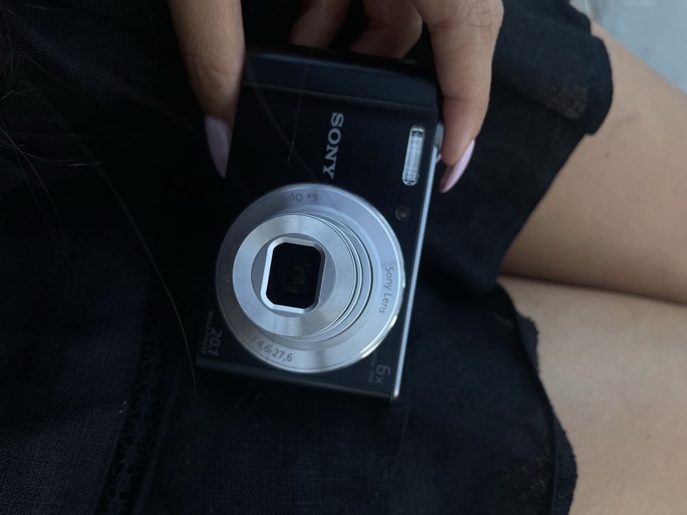 Sony Cyber-shot dsc-w810
