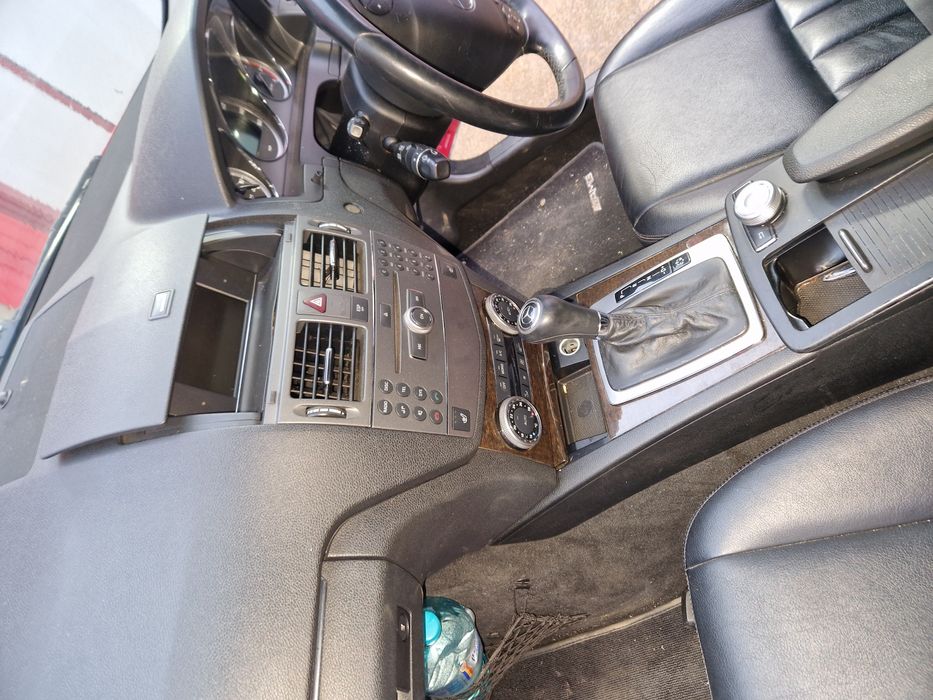 Vand sau dezmembrez c class w204 combi