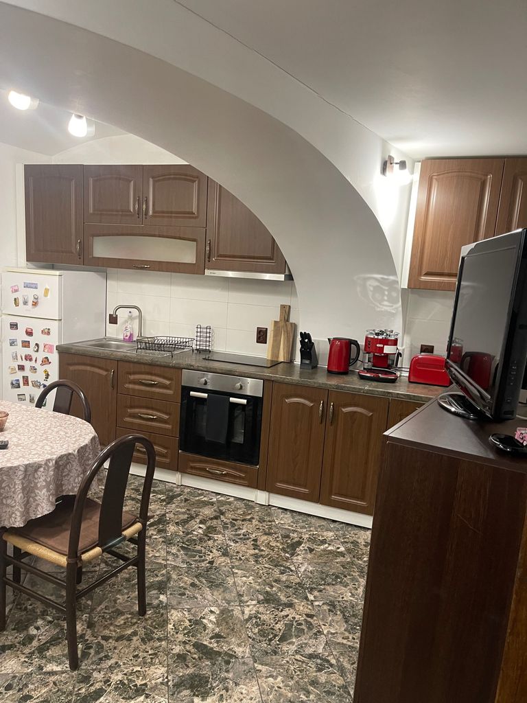 Дава се под наем Двустаен апартамент в Свищов - 52 кв.м за 127.5 € - Снимка #9
