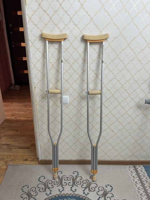 Балдақ,костыли почти новые