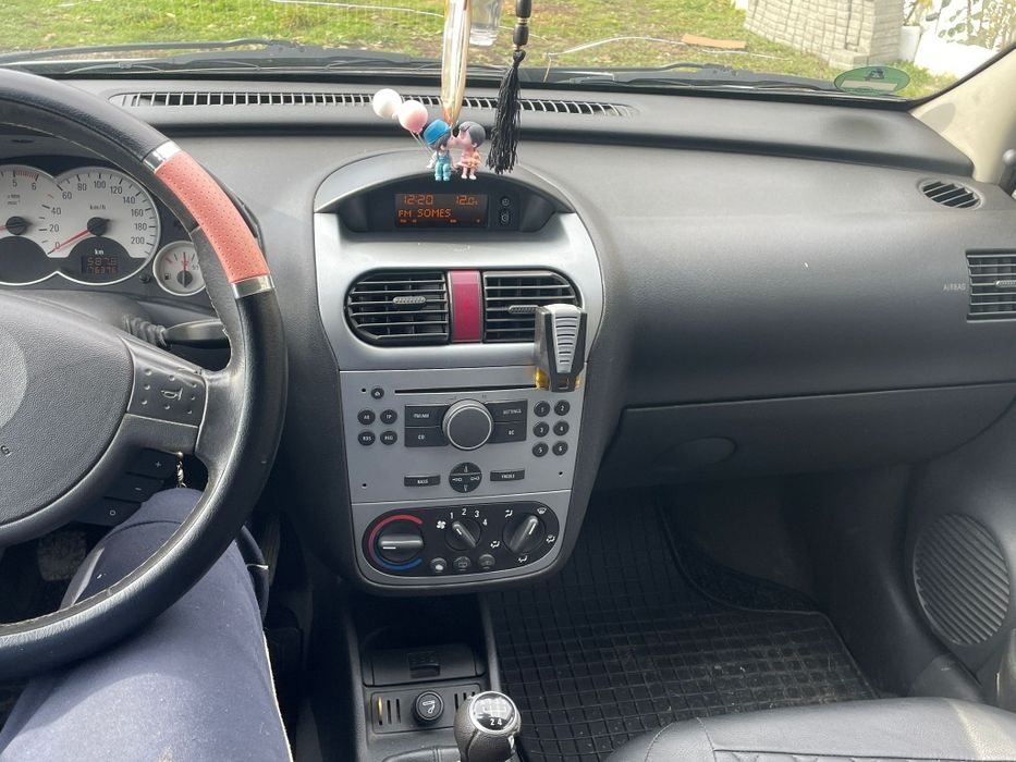 Vând Opel CORSA C