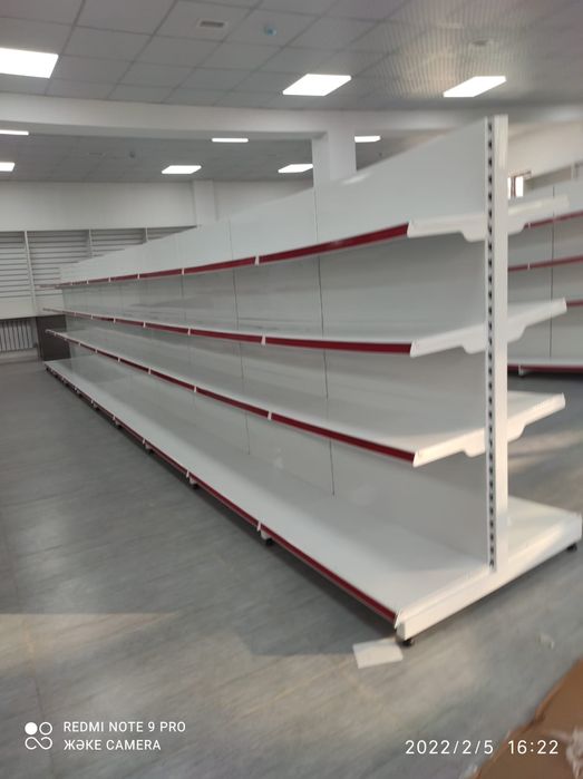 Стилажи пристенные и островные