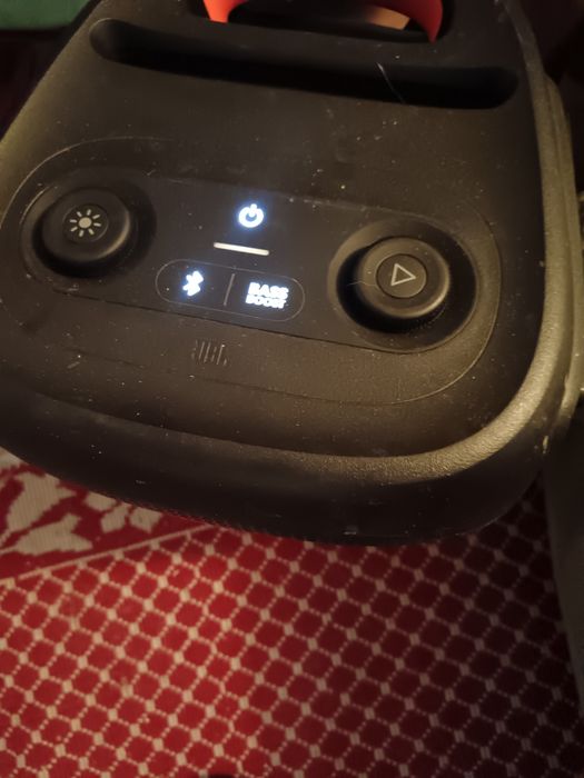 Boxa jbl party box110