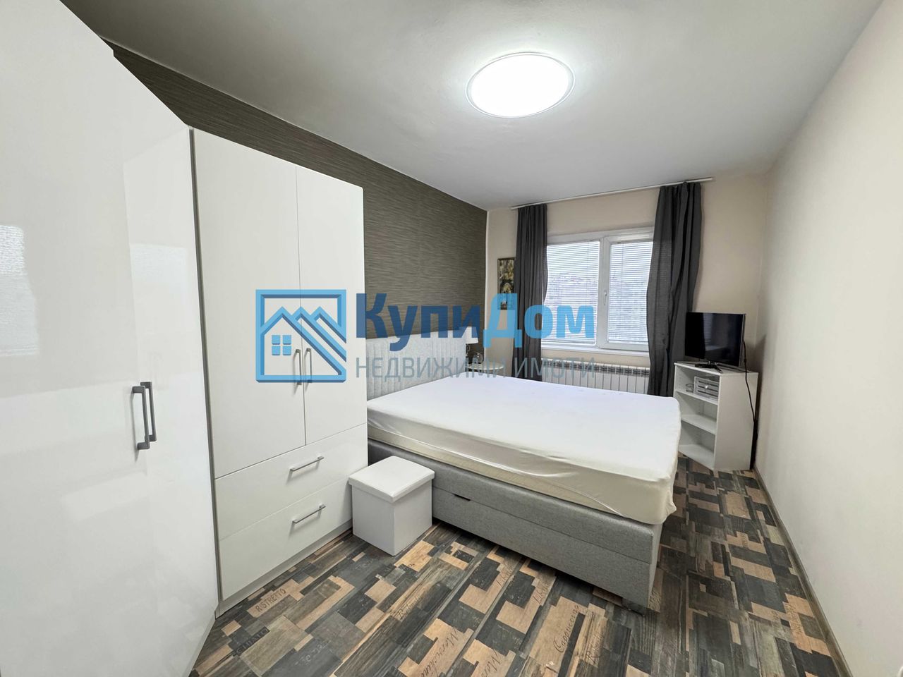 Дава се под наем Тристаен апартамент в Варна, Базар Левски - 70 кв.м за 550 € - Снимка #9