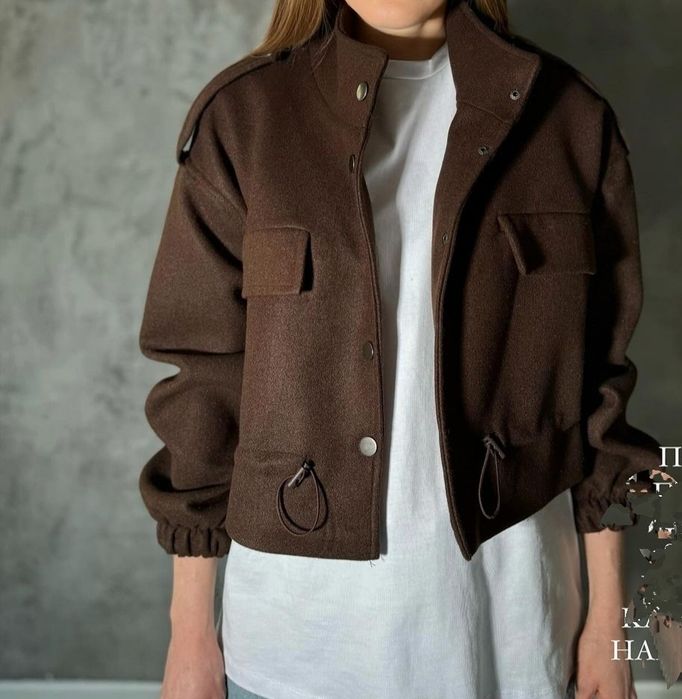 Продам пальто новое