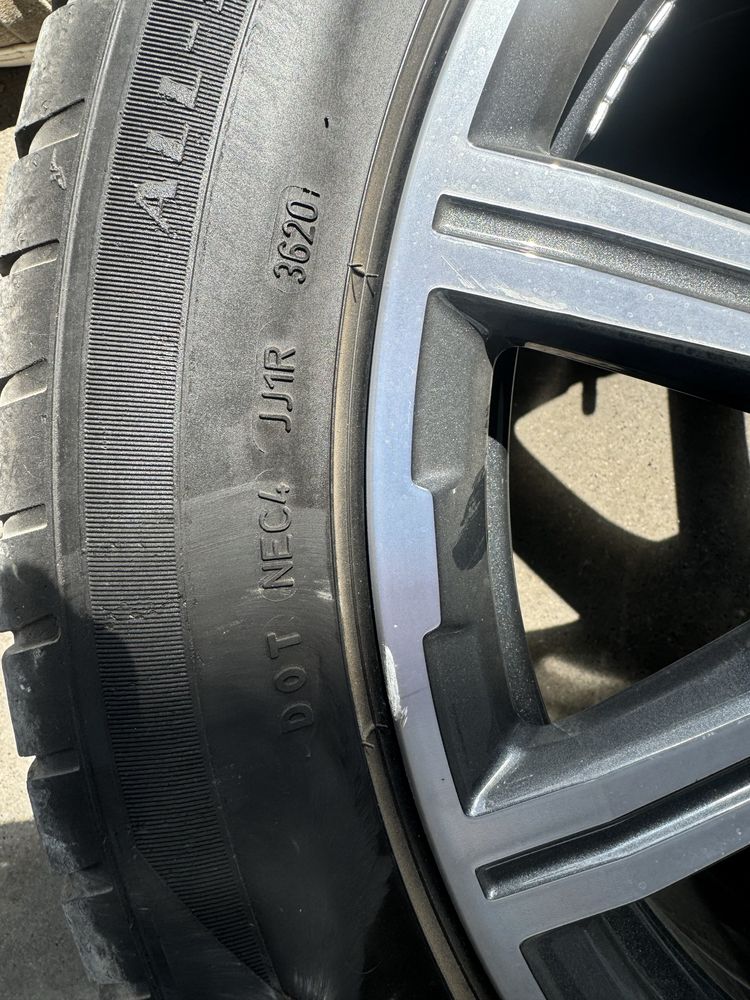 Джанти с гуми Audi 285/45/20