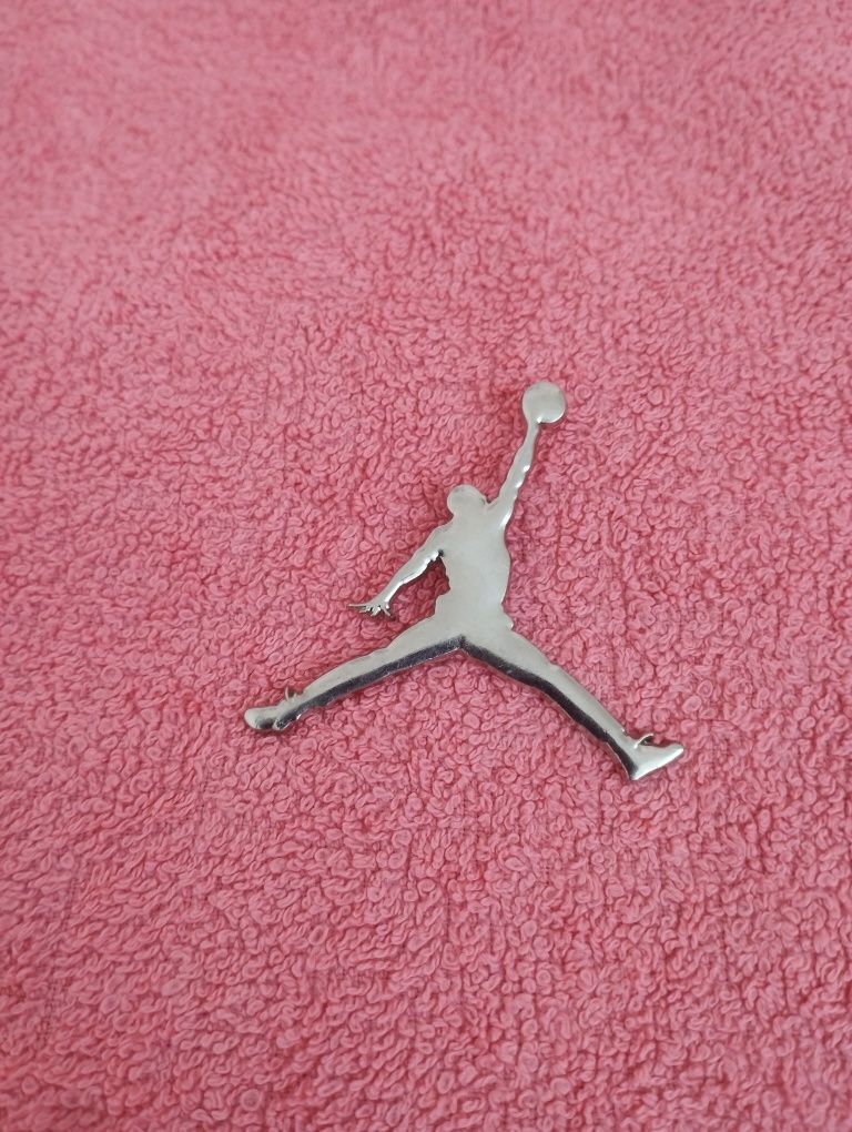 Брелок Jordan на ключи