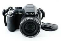 Fuji Finepix S4000 + Geanta + SD 8 Gb + Incarcator + acumulatori