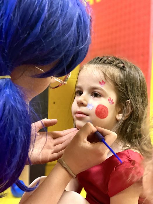 ПАРТИ АГЕНЦИЯ ИНИ-МИНИ | Аниматори | Украса | Пинята | Изненади