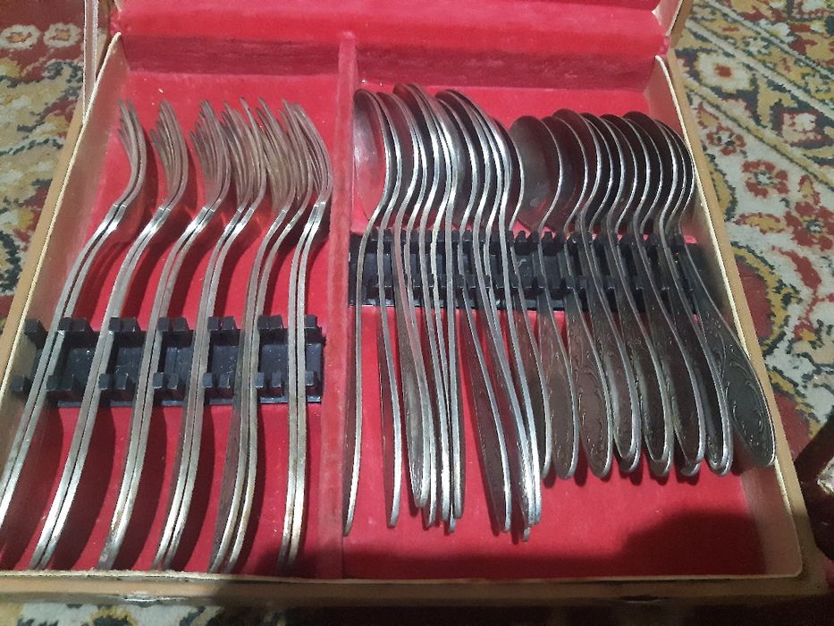 Мельхиоровые столовые приборы