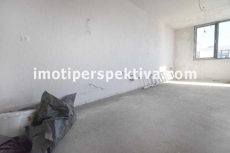 Продава се Многостаен апартамент в Пловдив, Остромила - 182 кв.м за 1300 €/кв.м - Снимка #4