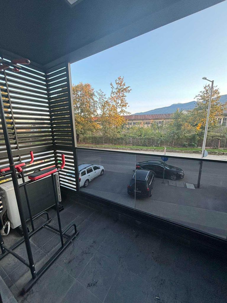 Дава се под наем Двустаен апартамент в София, Хладилника - 65 кв.м за 612 € - Снимка #6