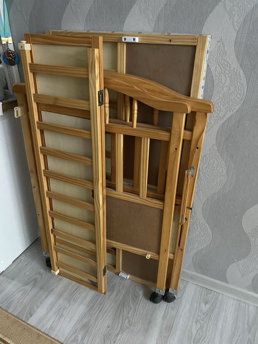 Манеж. Детская кроватка