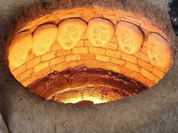 Отын бар дрова құрғақ ағаштар бар шабылған.