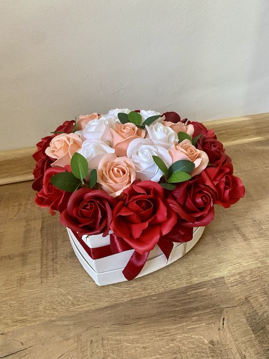 Аранжировки със сапунени цветя