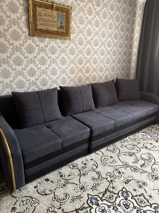 Продам раскладной диван 3м