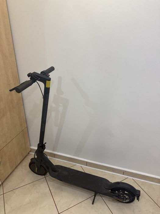 Trotineta electrica Xiaomi Mi Pro 2