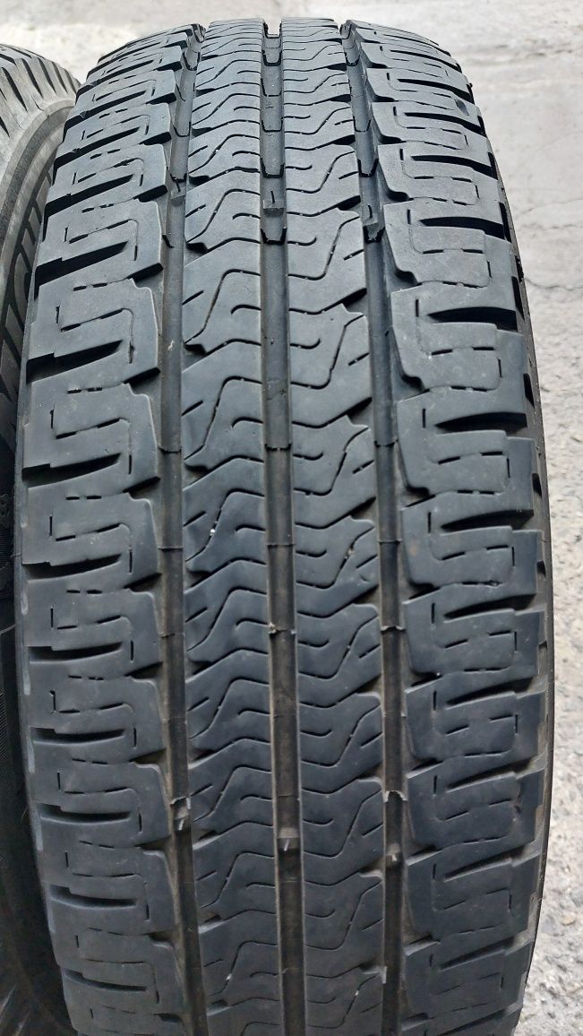 Гуми за Бус и Кемпер 215/70/15 C Michelin Agilis 2 броя