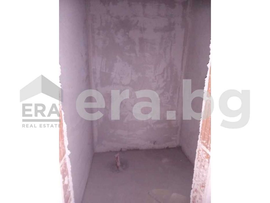 Продава се Тристаен апартамент в Варна, Център - 77 кв.м за 1800 €/кв.м - Снимка #4