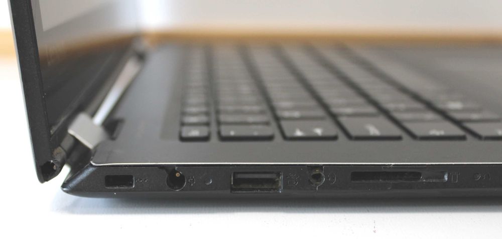 Лаптоп Lenovo YOGA 510-14ISK i5-6200U