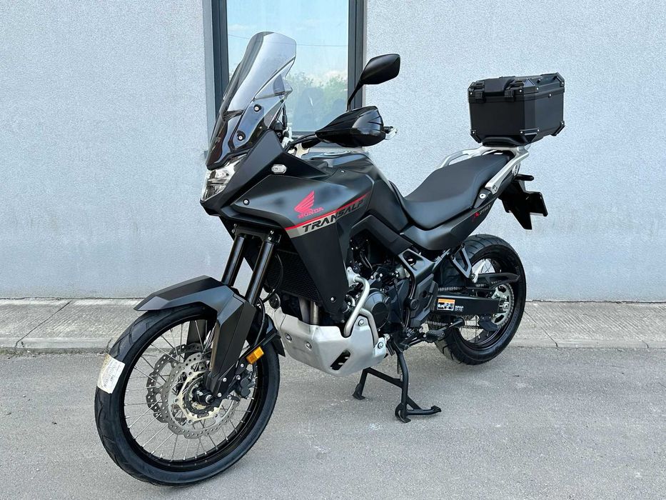 Honda Transalp 750 ~ Garantie ~ Rate ~