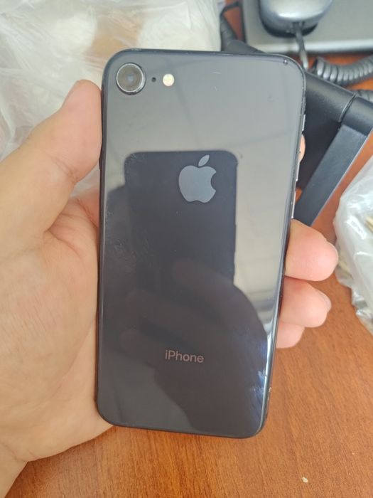 Iphone 8 64 gb 77%